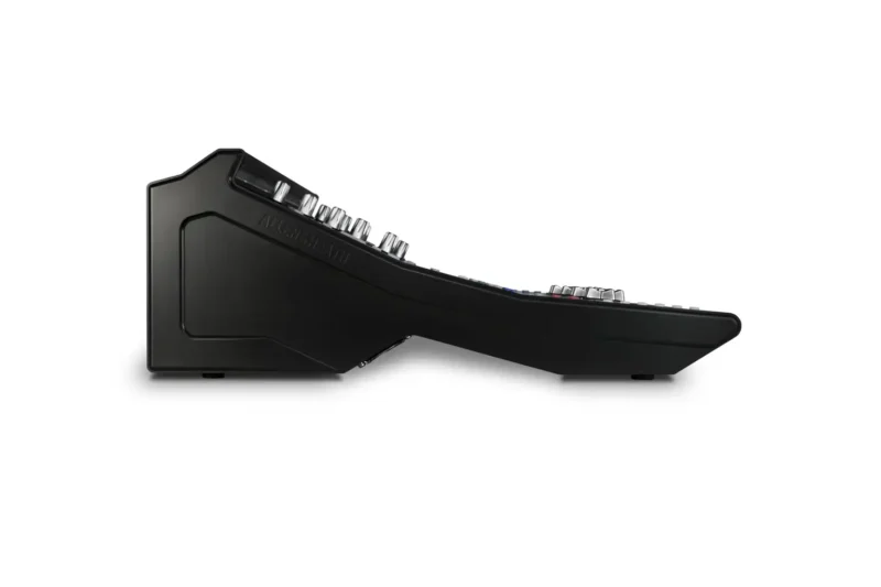 Allen & Heath SQ-5 digital mixing console-side